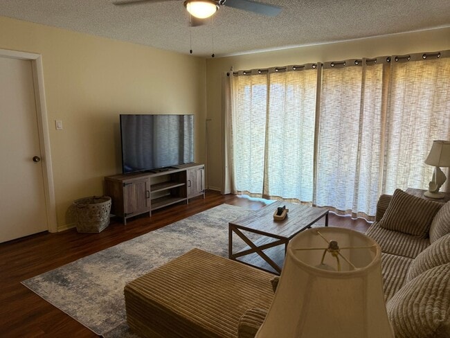 Photo - 8513 Dominican Ct