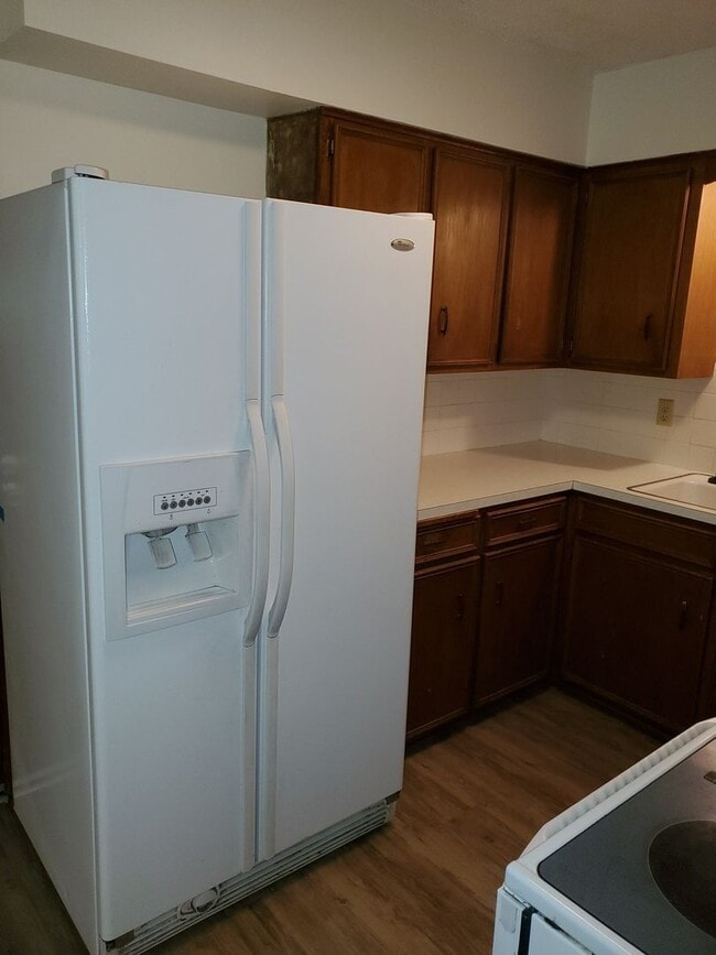 Photo - 1230 N Edwards Unit 1230 N Edwards