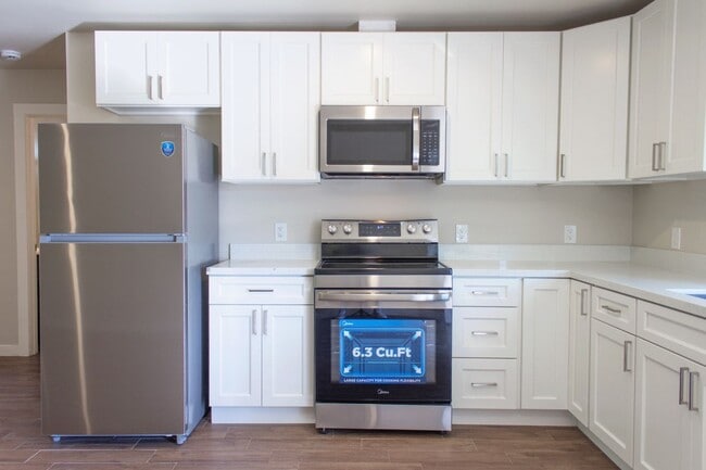 Photo - 88 Bayview Ave