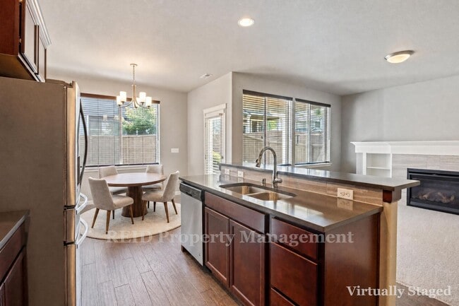 Photo - 3887 Portside Dr