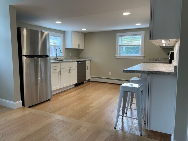 Photo - 206-208 Mammoth Rd