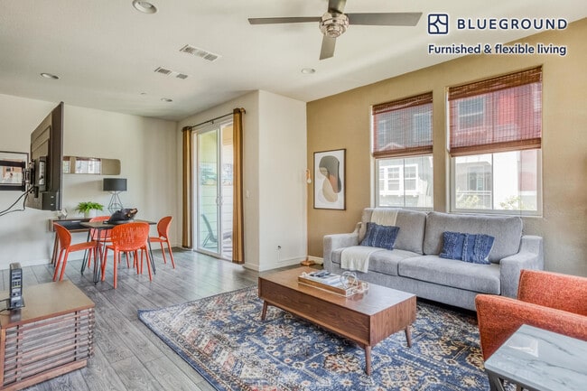 Photo - 2073 Kiwi Walkway