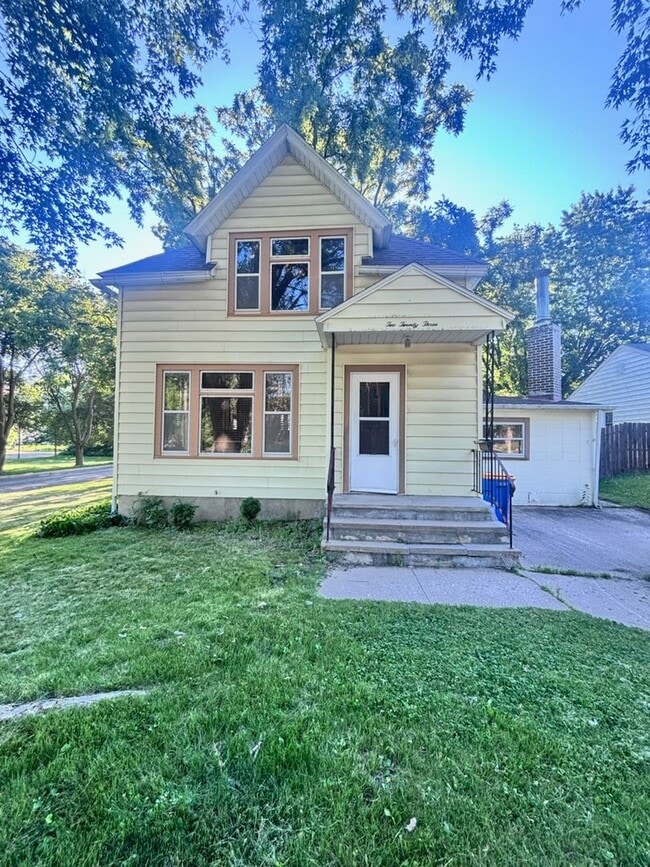 223 Highland Ave