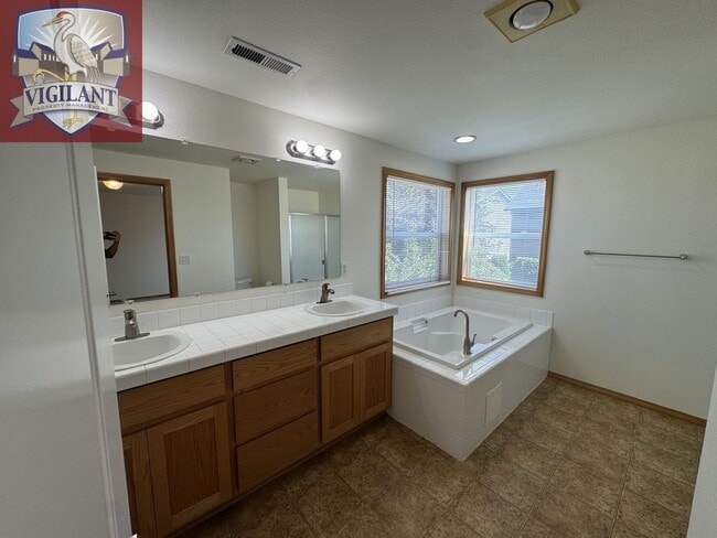 Photo - Amazing 3 bedroom home with office