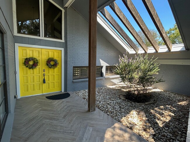 Beautiful Home with Beautiful Views - Beautiful Home with Beautiful Views