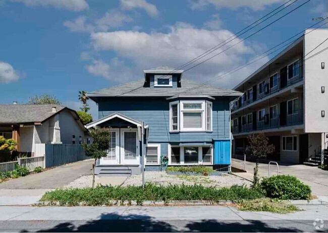 Building Photo - 32 S Morrison Ave Rental