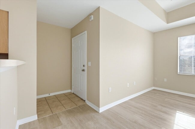 Photo - LIGHT, BRIGHT AND SPACIOUS 1 BEDROOM 1 BATHROOM 2ND FLOOR CONDO LOCATED IN THE HIGHLY SOUGHT AFTE...