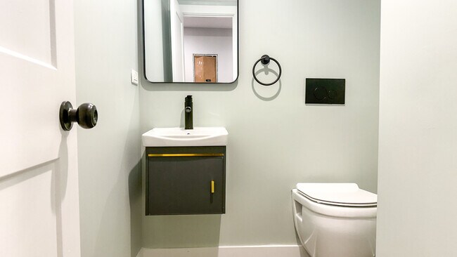 Photo - 1015 N Lawndale Ave