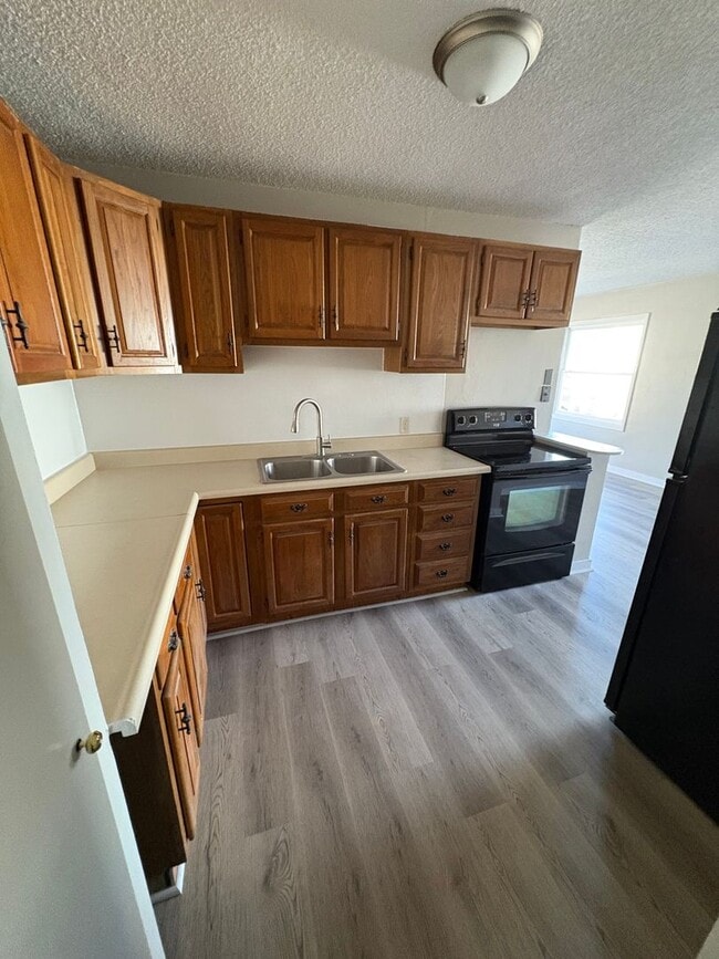 Photo - 1 Bedroom 1 Bathroom Updated Duplex