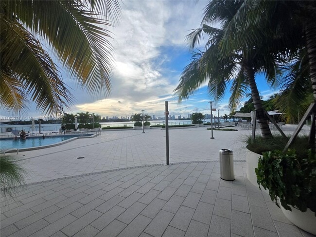 Photo - 1000 West Ave Unidad 1104