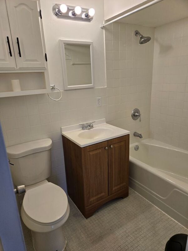 Photo - 6541 2nd St NE Unidad 6541 2nd St NE  4