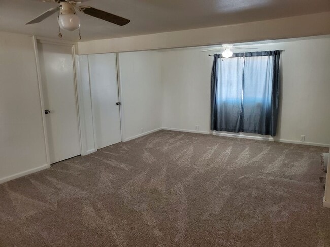 Photo - 3 Bedroom Manufactured Home in Bullhead City.