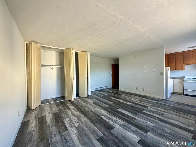 Photo - 35 Beers St Unit 103
