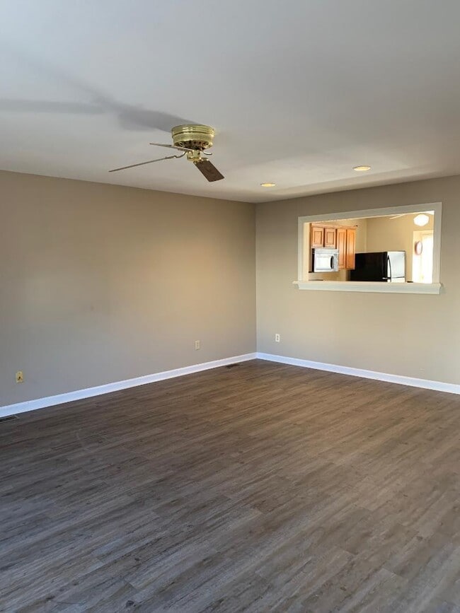 Photo - 3907 Kenesaw Dr
