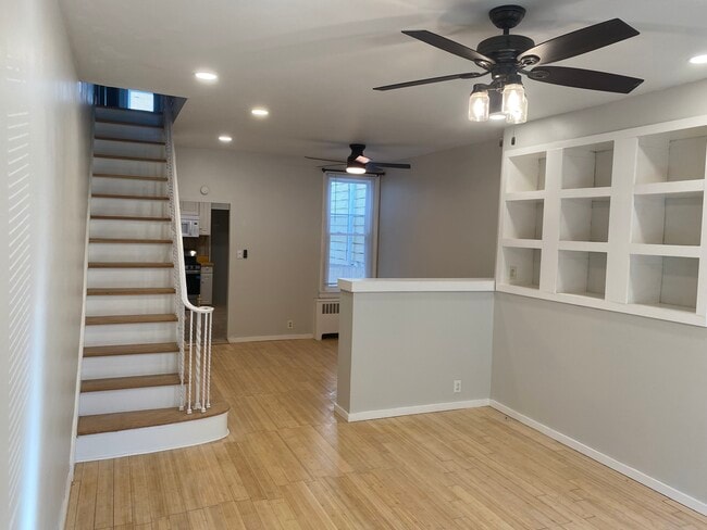 Building Photo - 3145 Almond St Rental