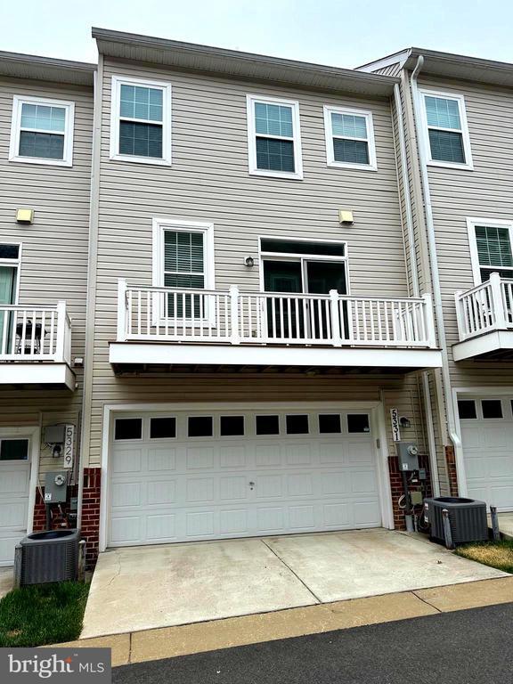 Photo - 5331 Greenwich Cir