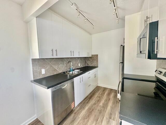 Photo - 3080 Cornwall D Unit 3080