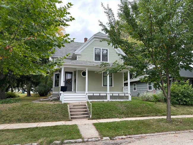 Photo - 125 S Garfield Ave House