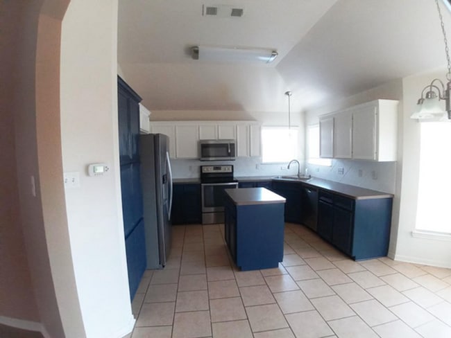 Photo - 3608 Dewitt County Ct