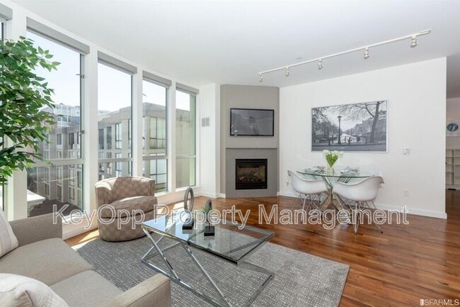 Photo - 238 Olive St Condo