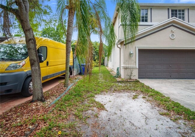 Photo - 2456 Jackson St