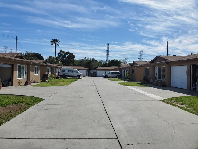 Cedar Apartments