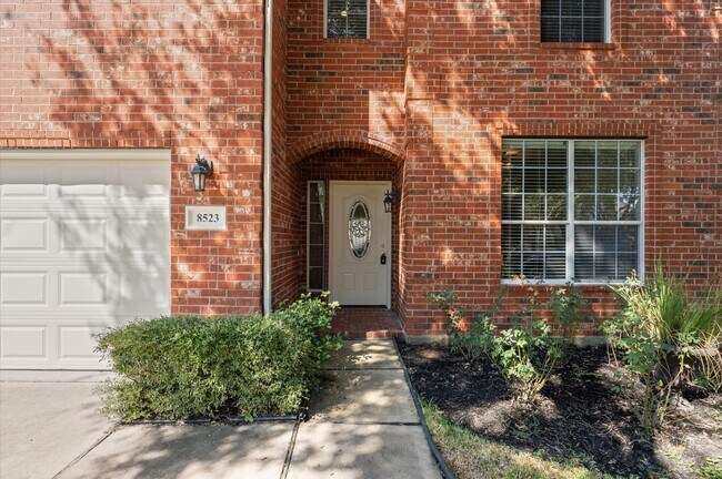 Photo - 8523 Sweetstone Field Ct