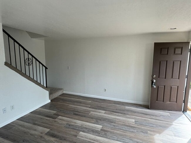 1851 Inner Cir Unidad 4