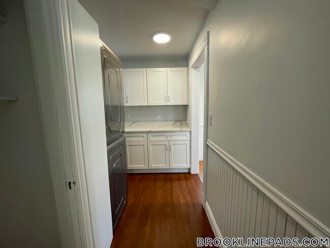 Photo - 79 Brook St Unidad 2R