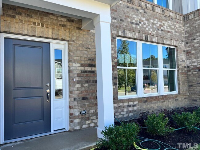 Photo - 7907 Flatrock Park Dr Townhome