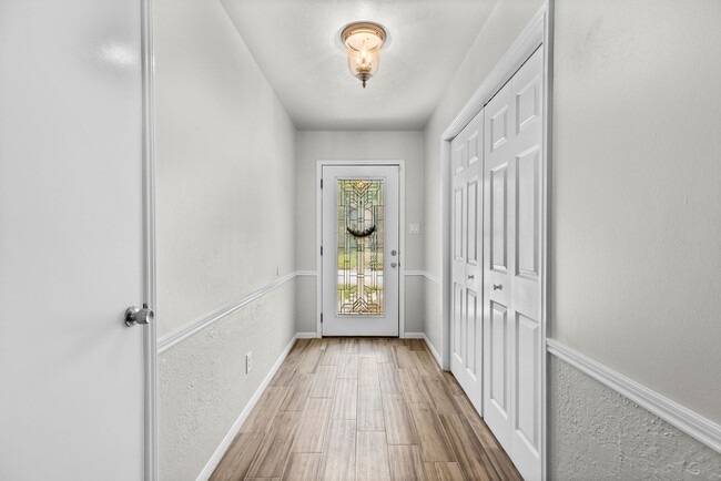 Photo - 27201 Paula Ln