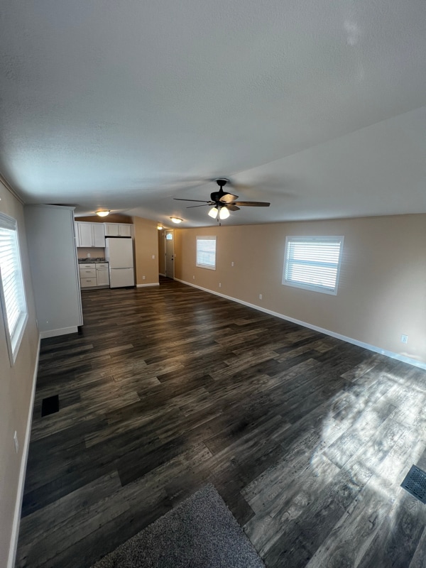 Photo - 911 West Ave