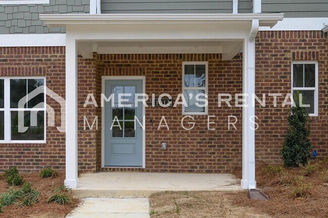 Photo - Modern Elegance at Unali Townes!