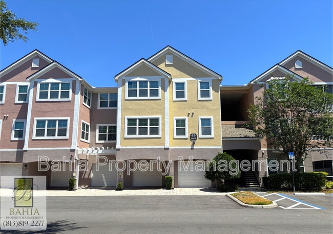 Building Photo - 6663 Queens Borough Ave Unit Apt 303