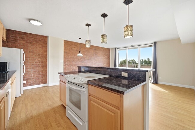 Photo - 1800 Jefferson Park Ave Unit 912