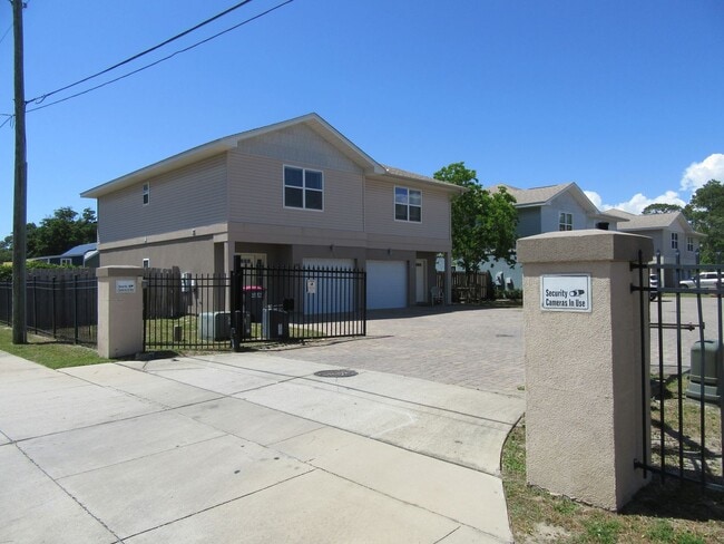 Building Photo - 2416 Astrid Ln Unit 2416 Astrid Lane