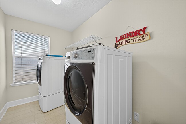 Photo - 15859 E Park Ct