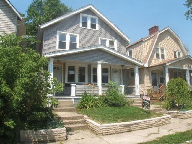 Building Photo - 2535 Deming Ave Unit 2535