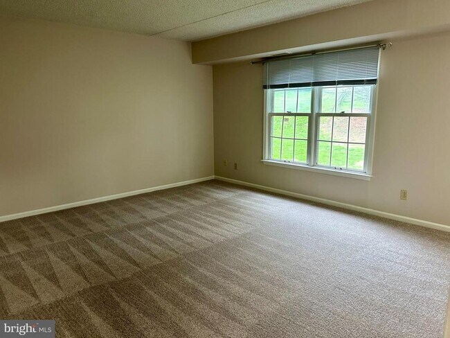 Photo - 1905 N Glen Dr Unit 1905