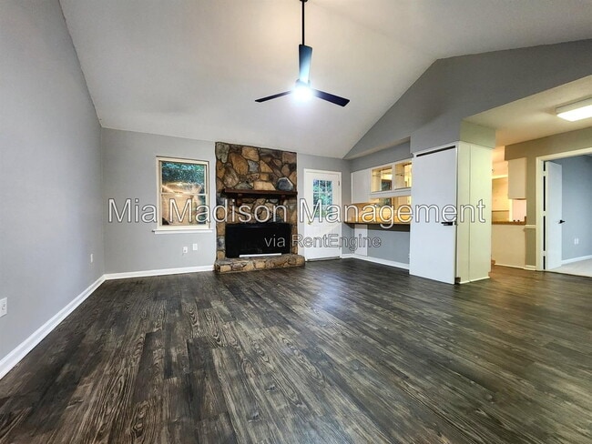 1531 Marcy Cir