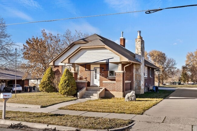 Photo - 1132 W 1800 N