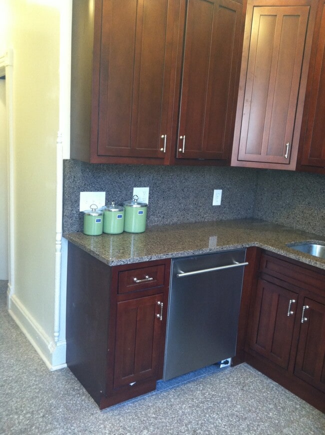 Photo - 75 Seaton Pl NW Unidad 1