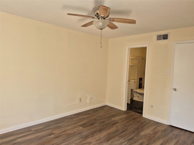 Photo - 10847 Braes Bend Dr