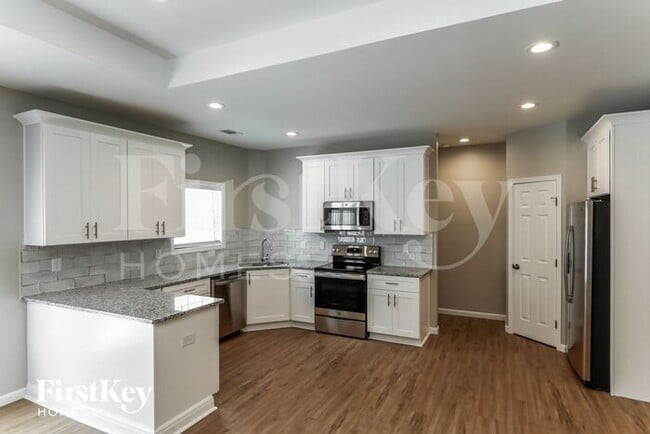 Photo - 593 South St