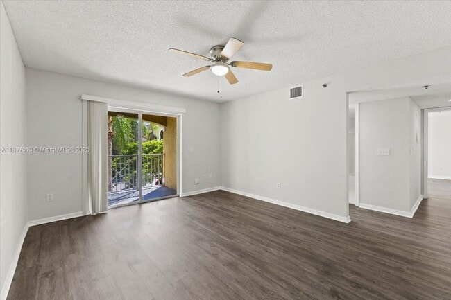 Photo - 5520 NW 61st St Unit 213