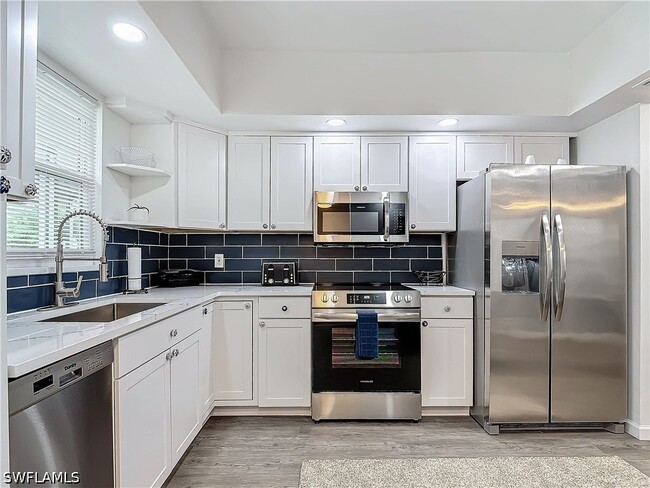 Photo - 4613 SE 5th Ave Unit 108