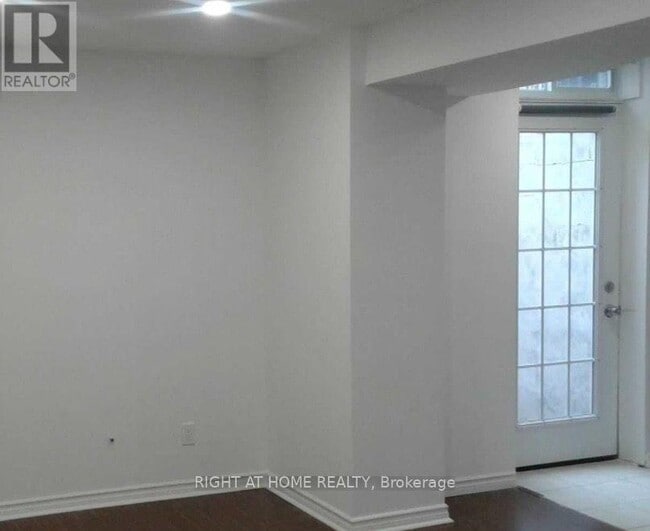Photo - 75 Maffey Crescent