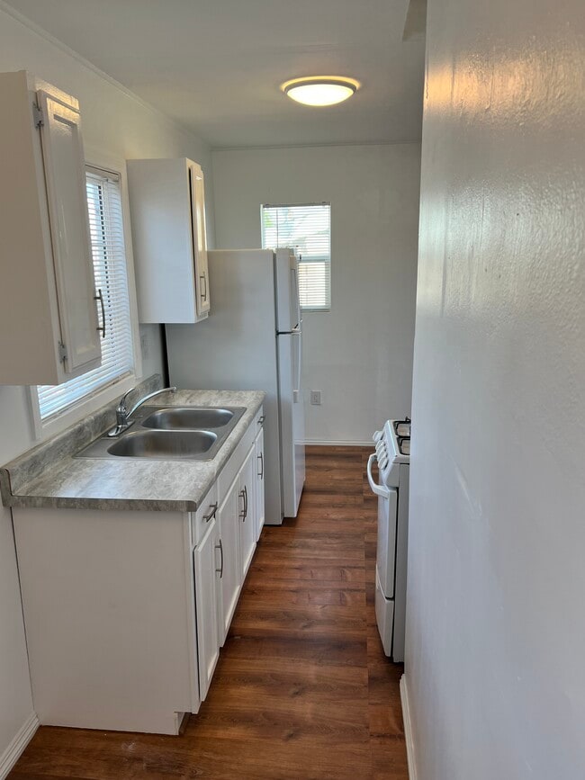 Photo - 6337 Long St
