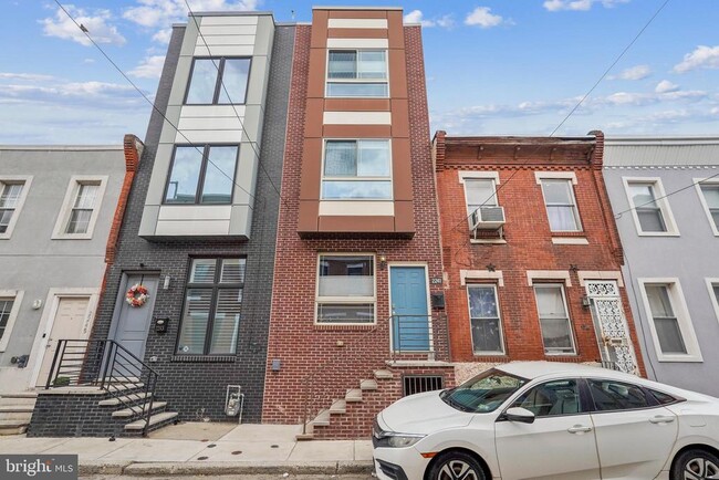 Photo - 2241 Sears St Townhome