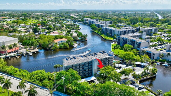 Photo - 22 Royal Palm Way Unidad 606